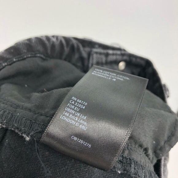 BDG High Rise Slim Straight Jeans Womens 27 Black Wash Ripped Grunge Worn In - Picture 11 of 12